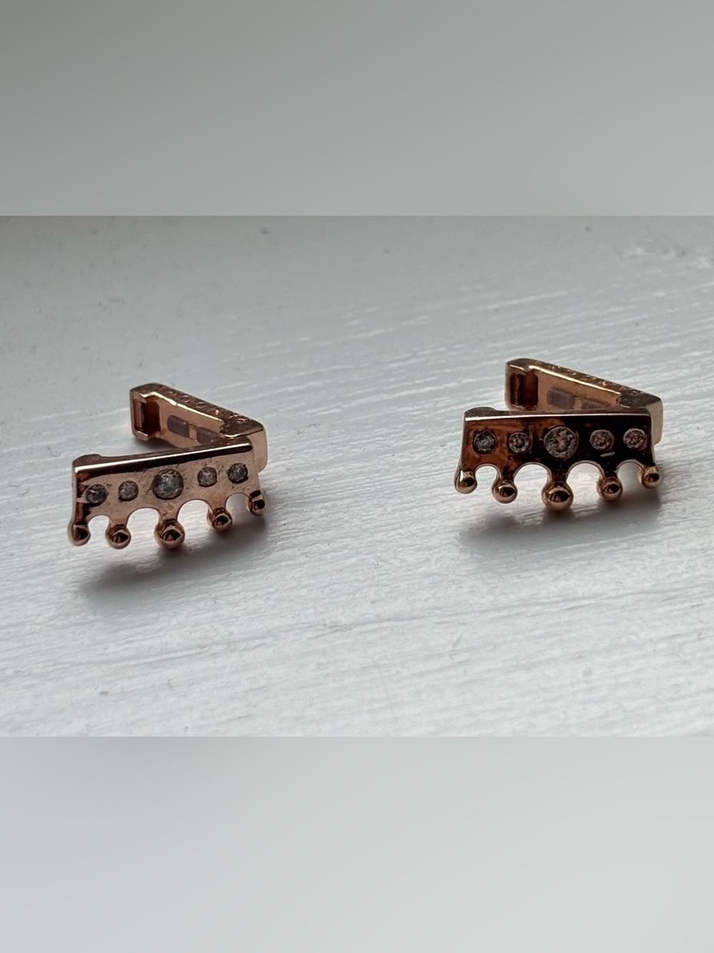 Two pandora rose reflexions crown clip charms
